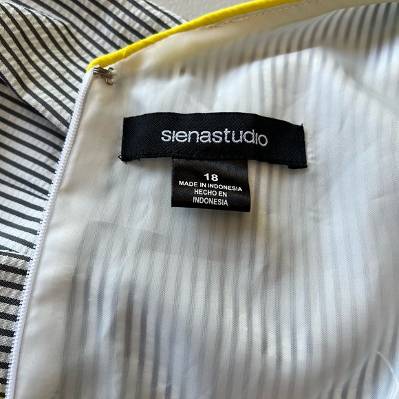 Siena Studio Fit & Flare Summer Dress - Picture 6 of 6